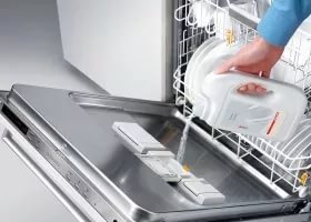 Не отмывает посуду посудомоечная машина Бош